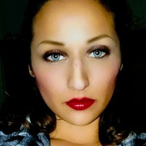 Meet your Posher, Savanna